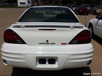 2002 Pontiac Grand Am SE1   - Photo 4 - Davenport, IA 52802