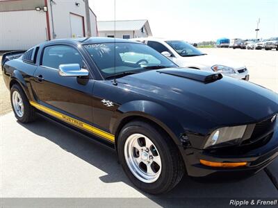 2007 Ford Mustang   - Photo 7 - Davenport, IA 52802