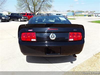 2007 Ford Mustang   - Photo 5 - Davenport, IA 52802