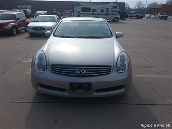 2004 INFINITI G35   - Photo 1 - Davenport, IA 52802