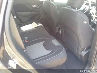 2014 Jeep Cherokee Latitude   - Photo 12 - Silvis, IL 61282