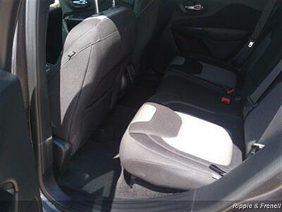 2014 Jeep Cherokee Latitude   - Photo 9 - Silvis, IL 61282