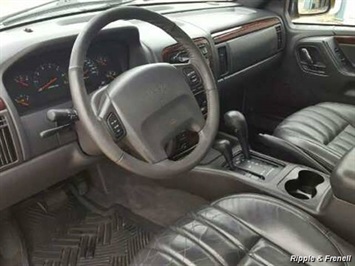2000 Jeep Grand Cherokee Limited   - Photo 4 - Davenport, IA 52802