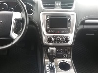 2017 GMC Acadia Limited - Photo 14 - Davenport, IA 52802