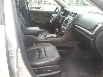 2017 GMC Acadia Limited - Photo 11 - Davenport, IA 52802