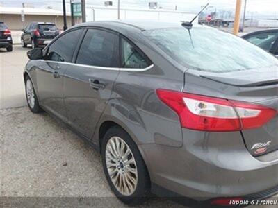 2012 Ford Focus Titanium   - Photo 7 - Davenport, IA 52802