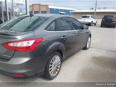 2012 Ford Focus Titanium   - Photo 6 - Davenport, IA 52802