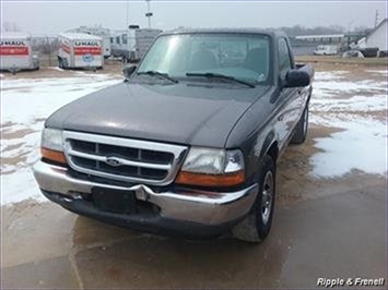 1999 Ford Ranger XL   - Photo 1 - Davenport, IA 52802