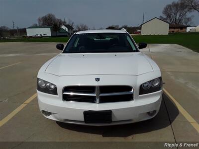 2008 Dodge Charger SXT   - Photo 1 - Davenport, IA 52802