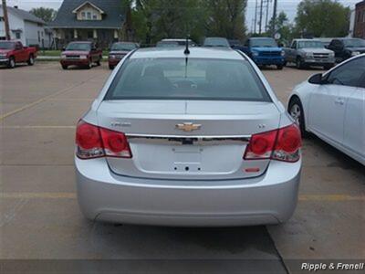 2011 Chevrolet Cruze LT   - Photo 5 - Davenport, IA 52802