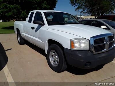 2007 Dodge Dakota ST   - Photo 12 - Davenport, IA 52802