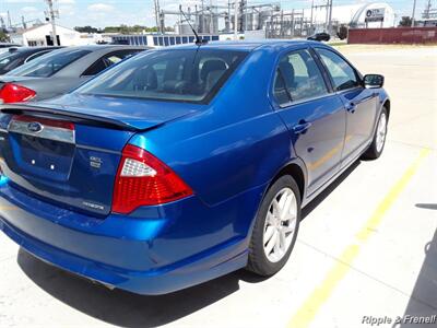 2012 Ford Fusion SEL   - Photo 9 - Davenport, IA 52802