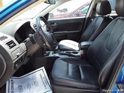2012 Ford Fusion SEL   - Photo 4 - Davenport, IA 52802