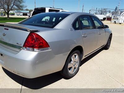 2008 Chevrolet Impala LT   - Photo 7 - Davenport, IA 52802