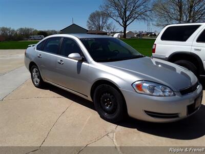 2008 Chevrolet Impala LT   - Photo 8 - Davenport, IA 52802