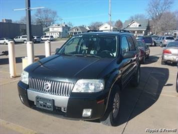 2006 Mercury Mariner Luxury   - Photo 1 - Davenport, IA 52802