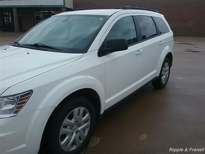 2020 Dodge Journey SE Value   - Photo 3 - Davenport, IA 52802