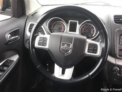 2020 Dodge Journey SE Value   - Photo 12 - Davenport, IA 52802