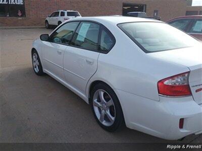 2009 Subaru Legacy 2.5i Special Edition   - Photo 7 - Davenport, IA 52802