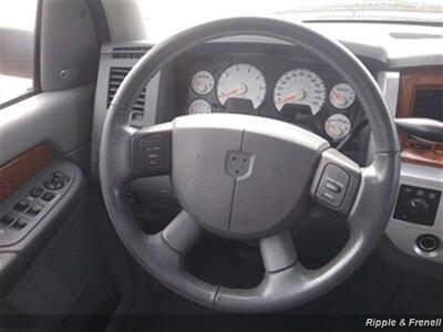 2007 Dodge Ram 1500 ST   - Photo 13 - Davenport, IA 52802