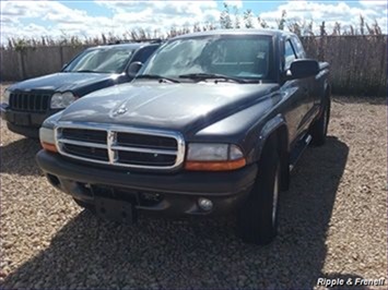 2004 Dodge Dakota Sport 2dr Club Cab Sport   - Photo 3 - Davenport, IA 52802