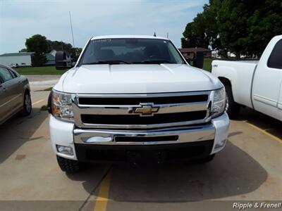 2011 Chevrolet Silverado 1500 LT   - Photo 1 - Davenport, IA 52802