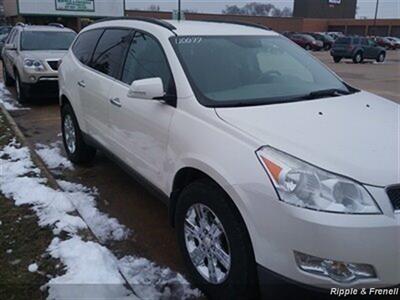 2011 Chevrolet Traverse LT   - Photo 4 - Davenport, IA 52802