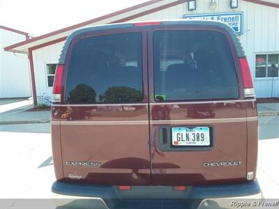 1999 CHEVROLET Express G1500   - Photo 9 - Davenport, IA 52802