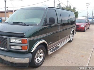 2002 GMC Savana Passenger   - Photo 4 - Davenport, IA 52802