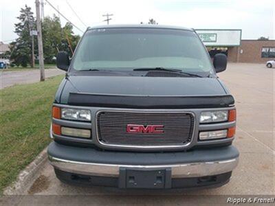 2002 GMC Savana Passenger   - Photo 1 - Davenport, IA 52802