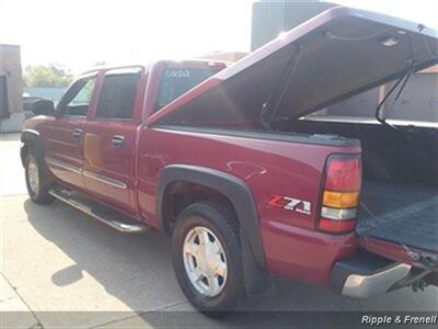 2005 GMC Sierra 1500 SLE   - Photo 8 - Davenport, IA 52802