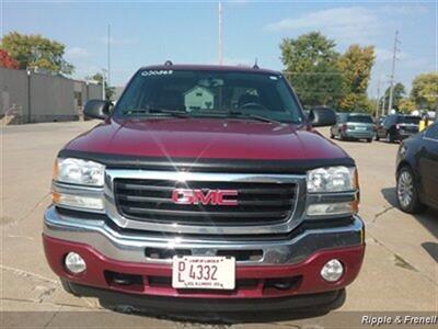 2005 GMC Sierra 1500 SLE   - Photo 1 - Davenport, IA 52802