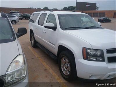 2009 Chevrolet Suburban LT 1500   - Photo 4 - Davenport, IA 52802