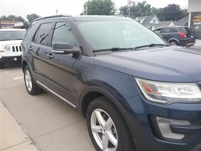2017 Ford Explorer XLT - Photo 4 - Silvis, IL 61282