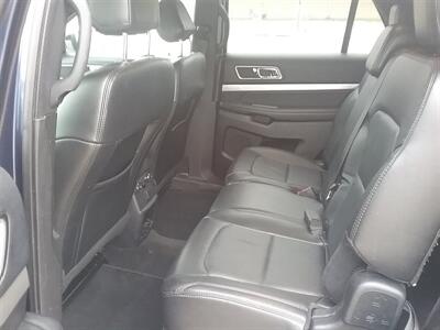2017 Ford Explorer XLT - Photo 9 - Silvis, IL 61282