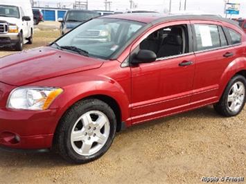 2007 Dodge Caliber SXT   - Photo 1 - Davenport, IA 52802