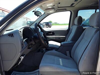 2006 Chevrolet Trailblazer LT   - Photo 4 - Davenport, IA 52802