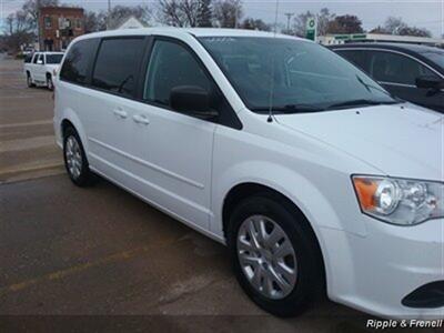 2016 Dodge Grand Caravan SE   - Photo 4 - Davenport, IA 52802