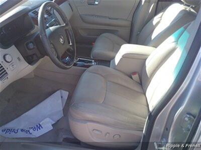 2007 Cadillac DTS Luxury I   - Photo 8 - Davenport, IA 52802