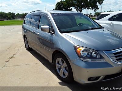 2008 Honda Odyssey Touring   - Photo 13 - Davenport, IA 52802