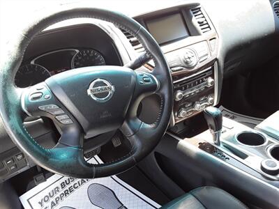 2013 Nissan Pathfinder SL   - Photo 11 - Davenport, IA 52802