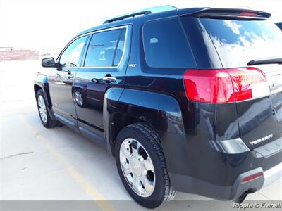 2011 GMC Terrain SLT-2   - Photo 8 - Davenport, IA 52802