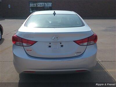 2012 Hyundai Elantra Limited   - Photo 5 - Davenport, IA 52802