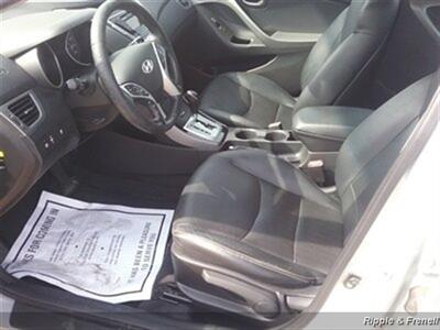 2012 Hyundai Elantra Limited   - Photo 8 - Davenport, IA 52802