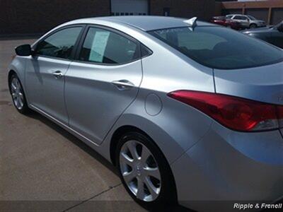 2012 Hyundai Elantra Limited   - Photo 7 - Davenport, IA 52802