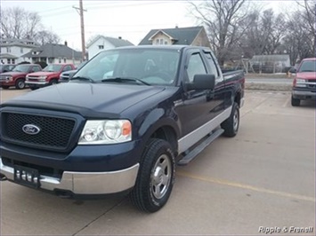 2005 Ford F-150 XL 4dr SuperCab XL   - Photo 3 - Davenport, IA 52802