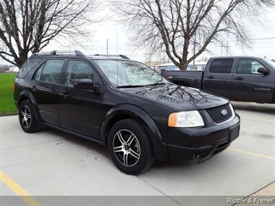 2005 Ford Freestyle Limited   - Photo 14 - Davenport, IA 52802