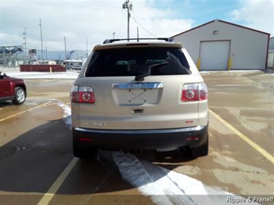 2010 GMC Acadia SLT-2   - Photo 10 - Davenport, IA 52802