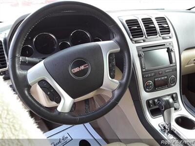 2010 GMC Acadia SLT-2   - Photo 6 - Davenport, IA 52802