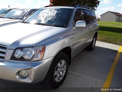 2002 Toyota Highlander Limited   - Photo 3 - Davenport, IA 52802